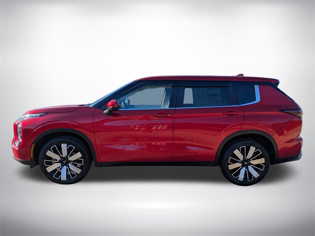 New 2025 Mitsubishi Outlander SE image 7