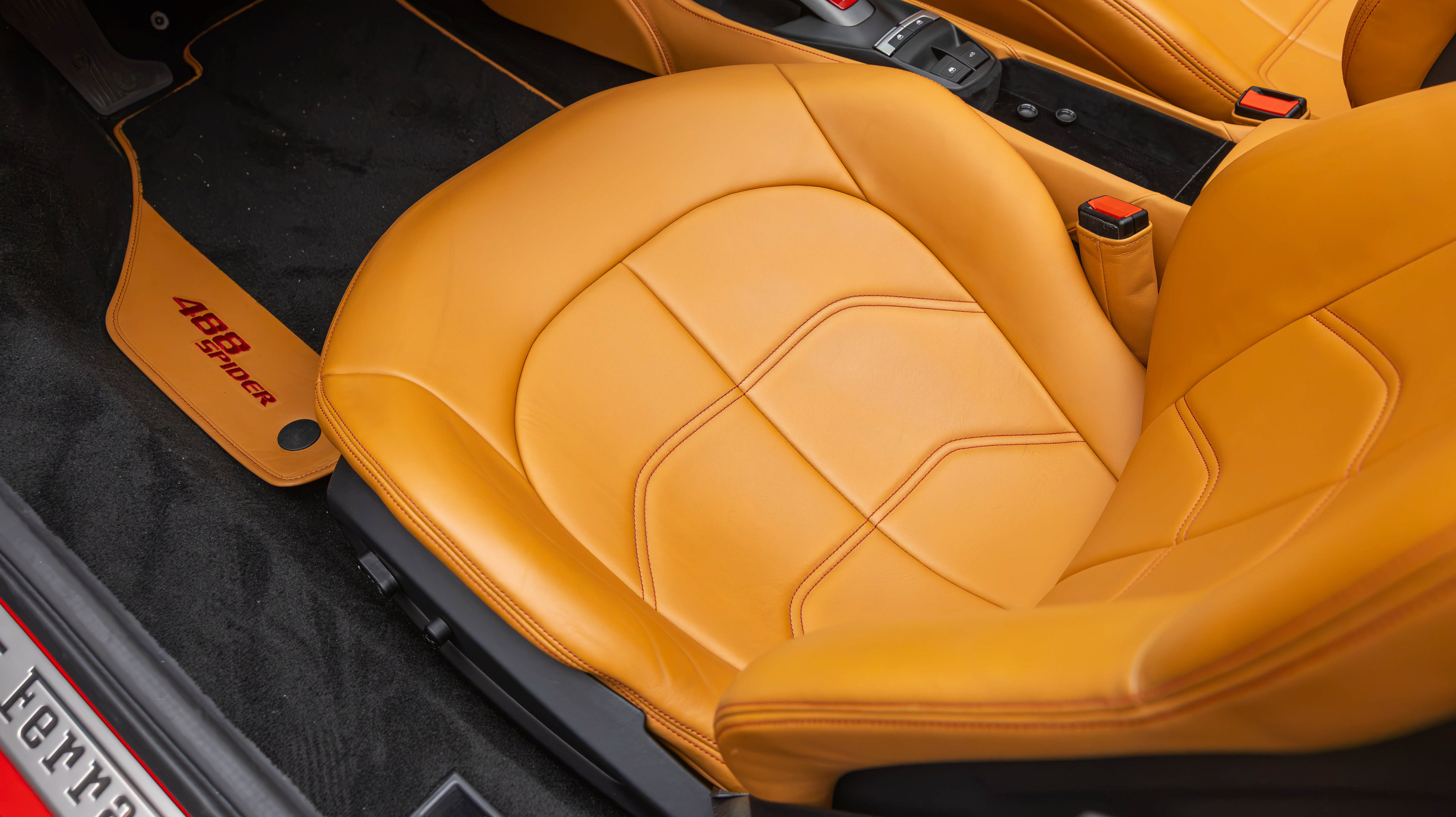 Certified 2019 Ferrari 488 Spider RWD image 18