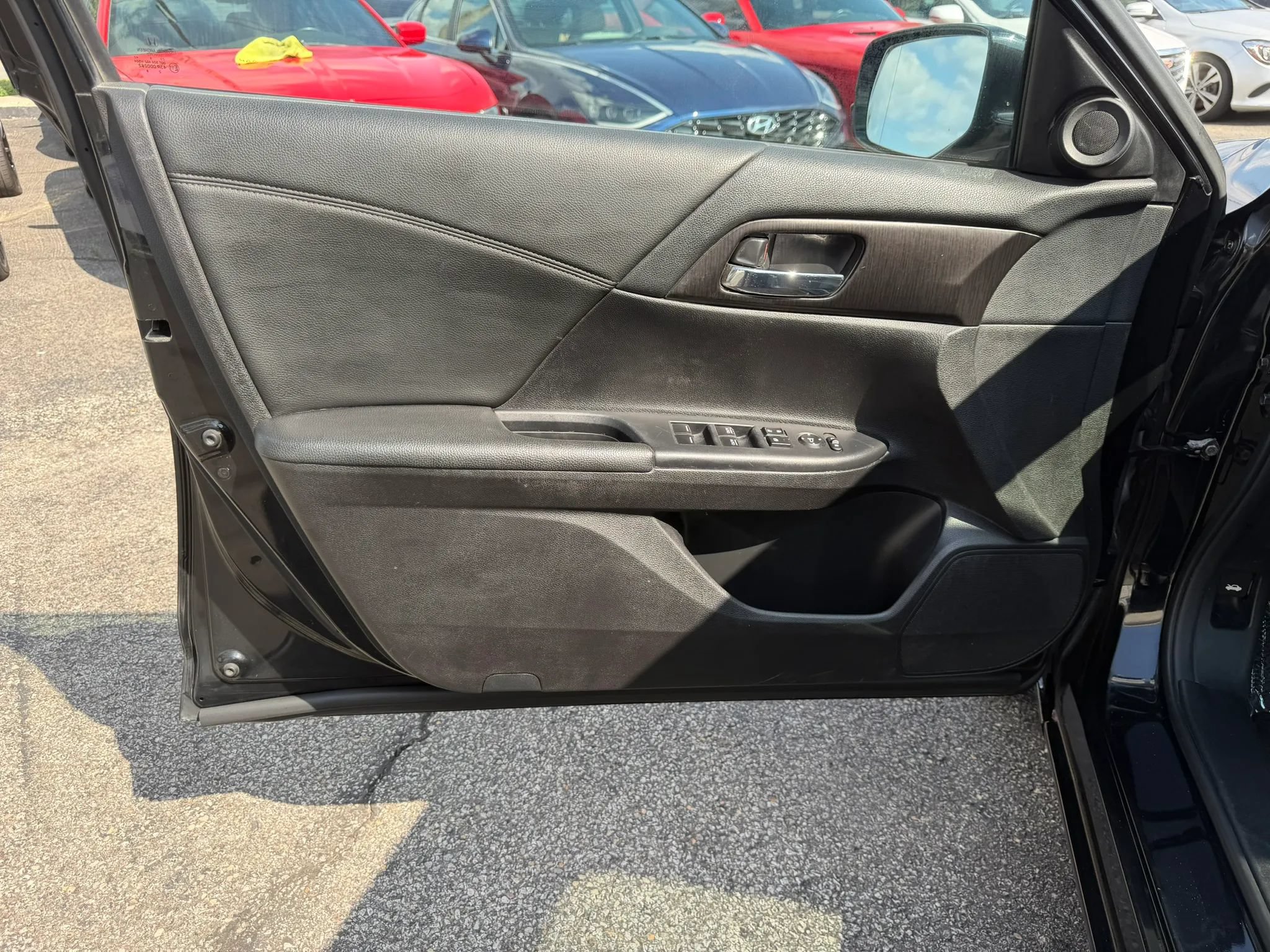 Used 2015 Honda Accord EX image 12