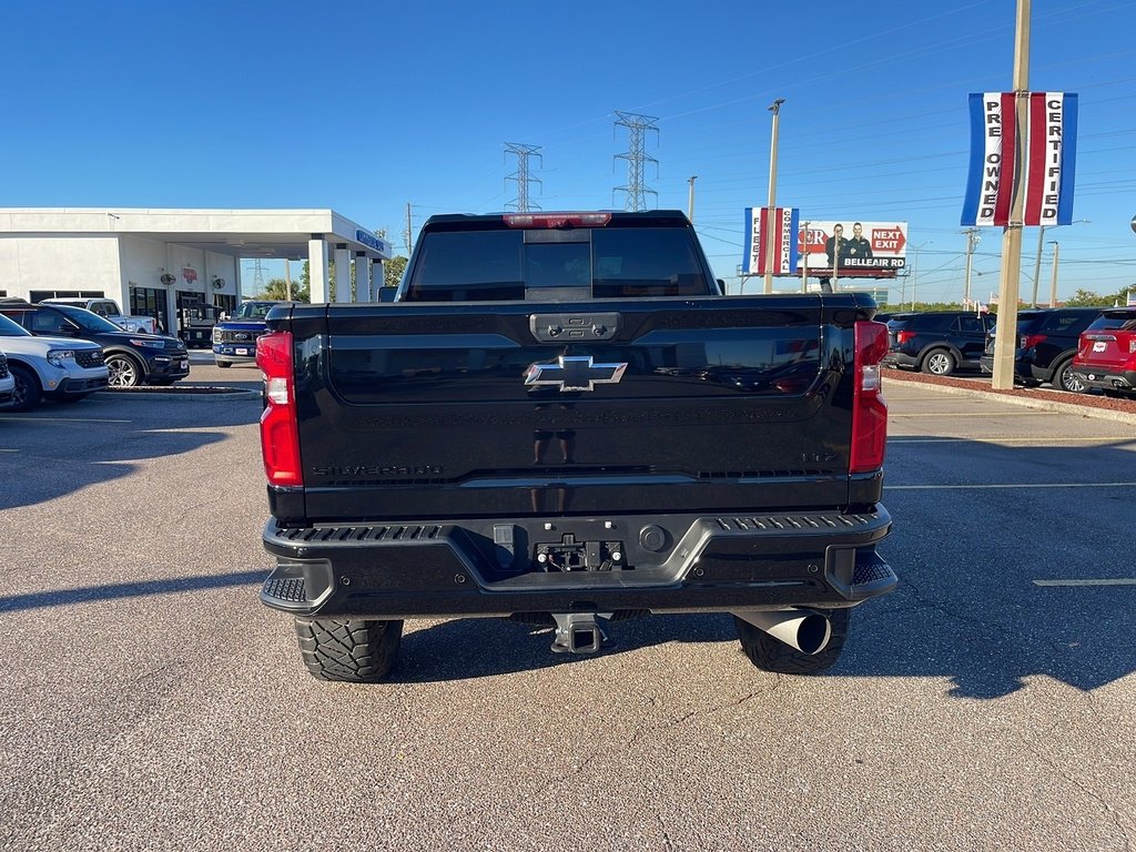 Used 2024 Chevrolet Silverado 2500 LTZ w/ LTZ Plus Package image 6