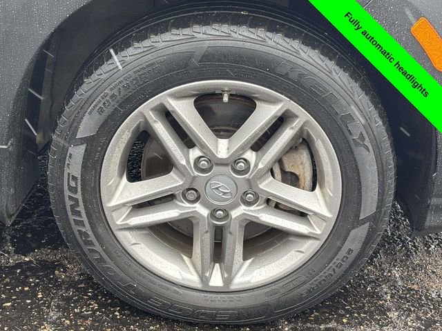 Used 2023 Hyundai Kona SE w/ Cargo Package image 29