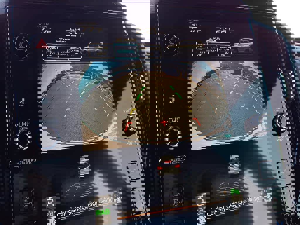 Certified 2025 Subaru Forester Touring w/ Popular Package - Touring image 37