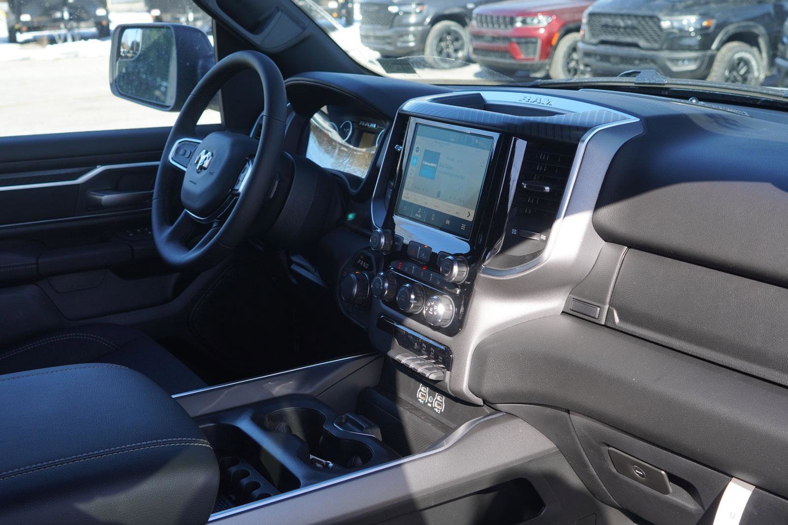 New 2026 RAM 1500 Big Horn w/ Night Edition AWD/4WD image 27