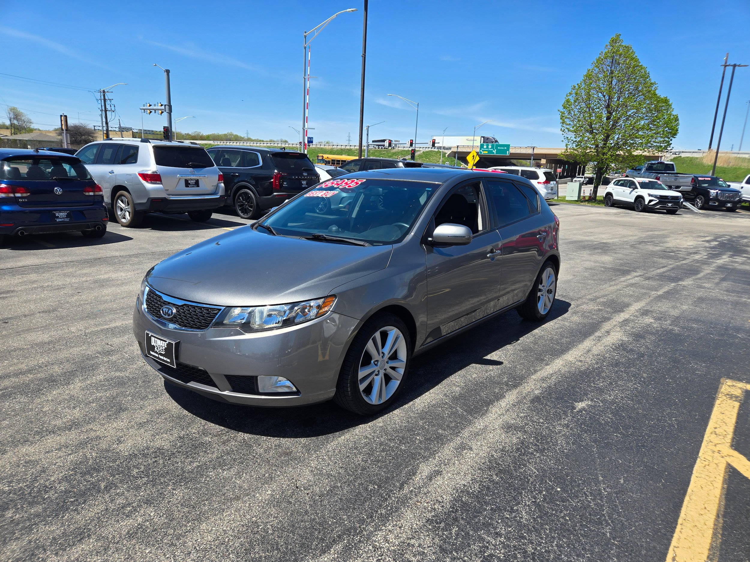Used 2012 Kia Forte SX FWD image 3