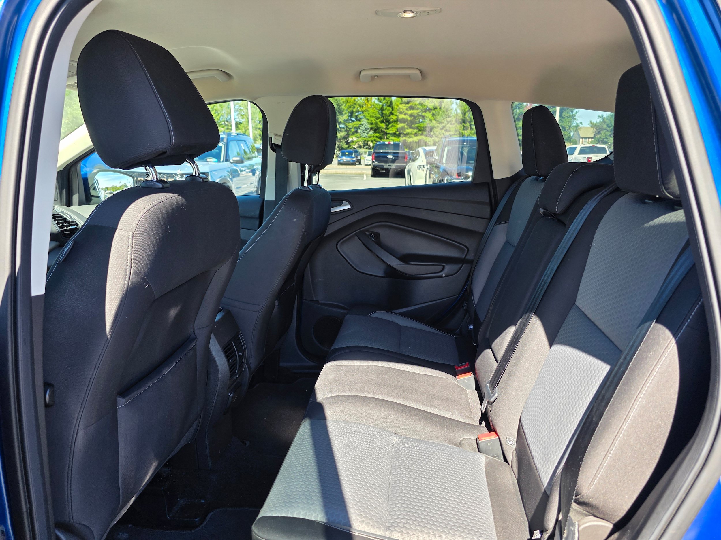 Used 2017 Ford Escape SE w/ Equipment Group 201A AWD/4WD image 10