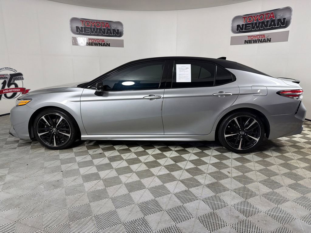 Used 2020 Toyota Camry XSE FWD image 7