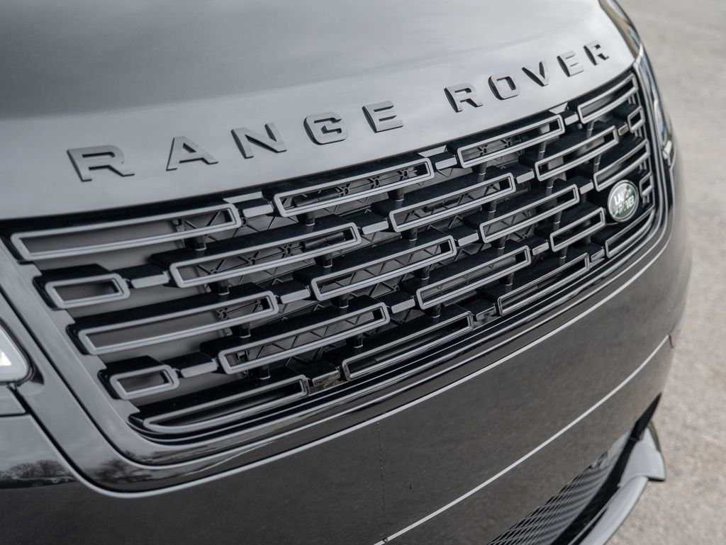 New 2026 Land Rover Range Rover Velar Dynamic SE AWD/4WD image 15