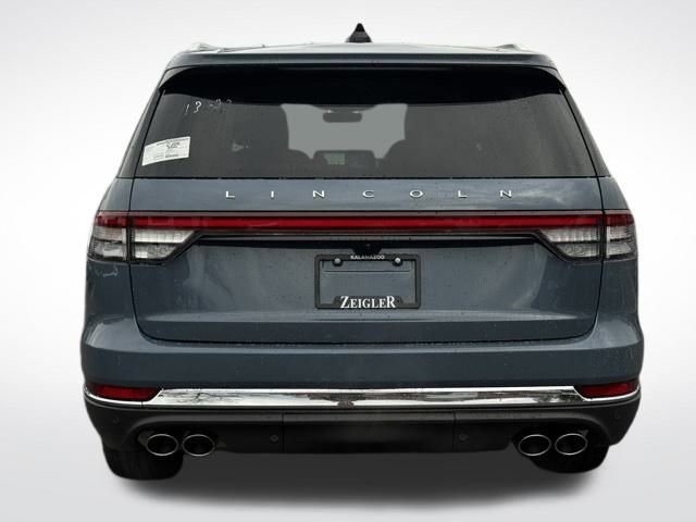 New 2026 Lincoln Aviator AWD image 6