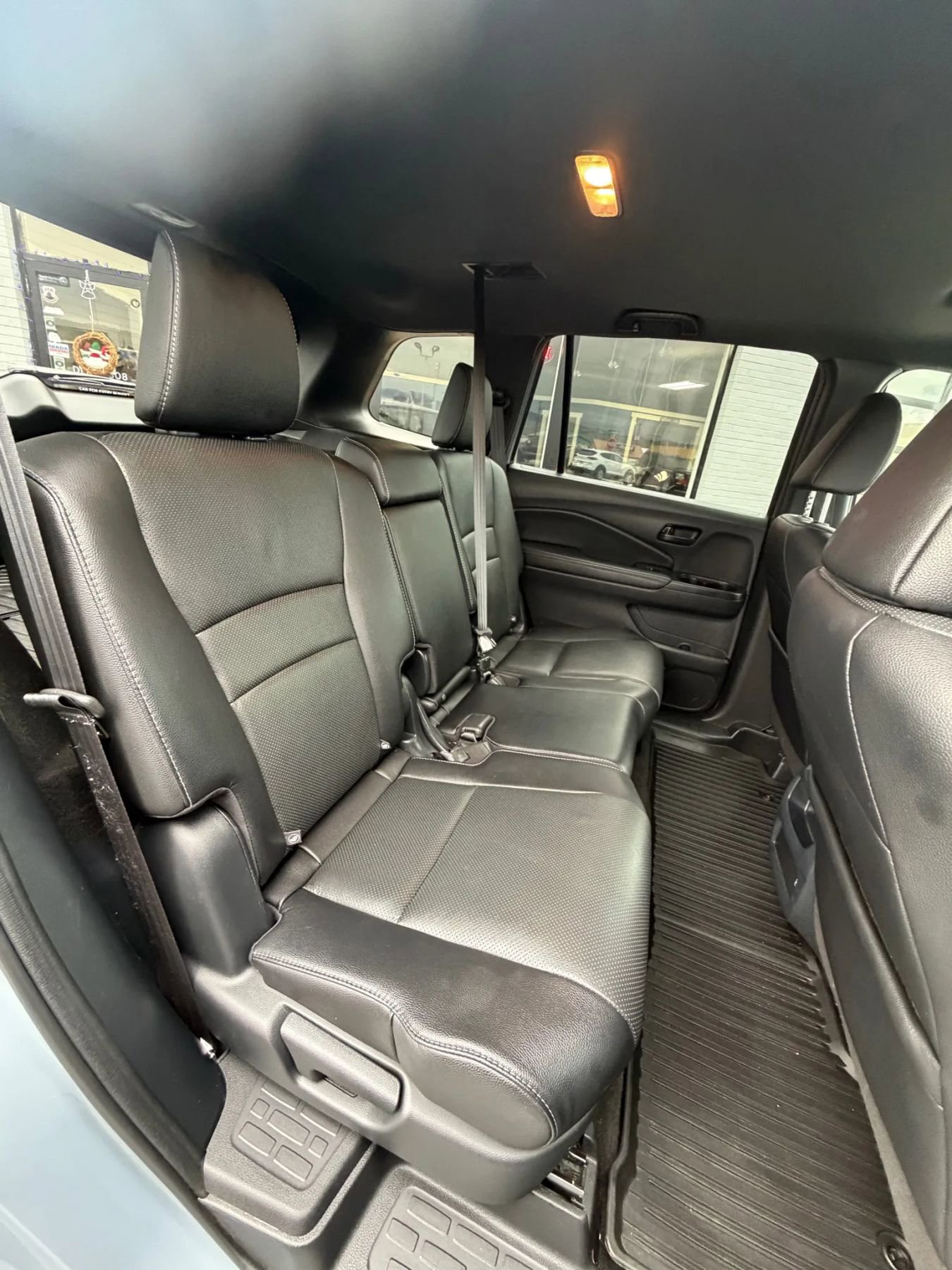 Used 2023 Honda Passport EX-L image 12