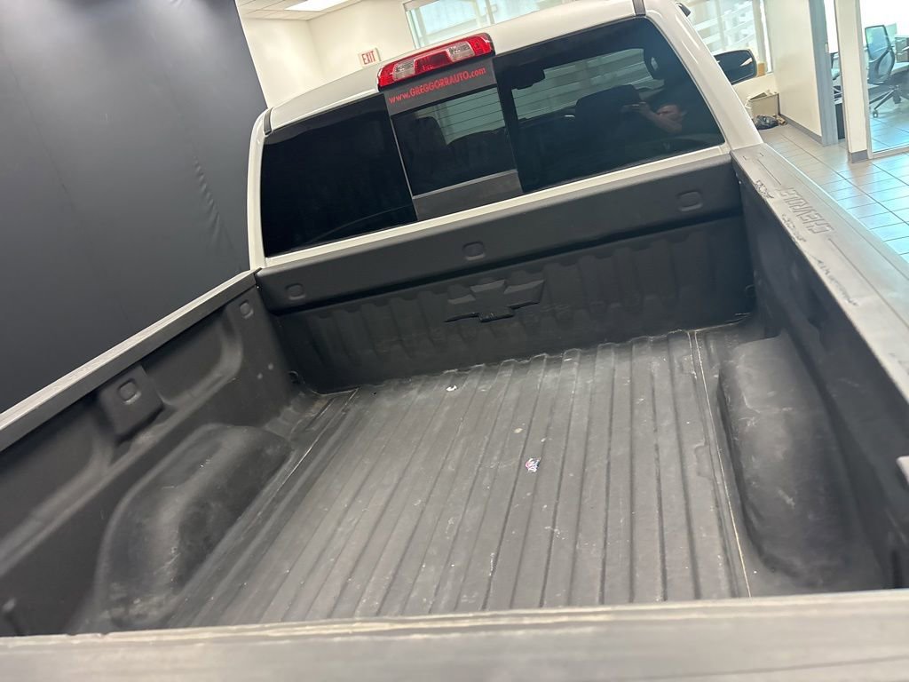 Used 2016 Chevrolet Silverado 1500 LTZ Z71 w/ LTZ Plus Package AWD/4WD image 5