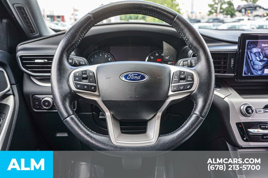 Used 2022 Ford Explorer XLT w/ Equipment Group 202A image 30
