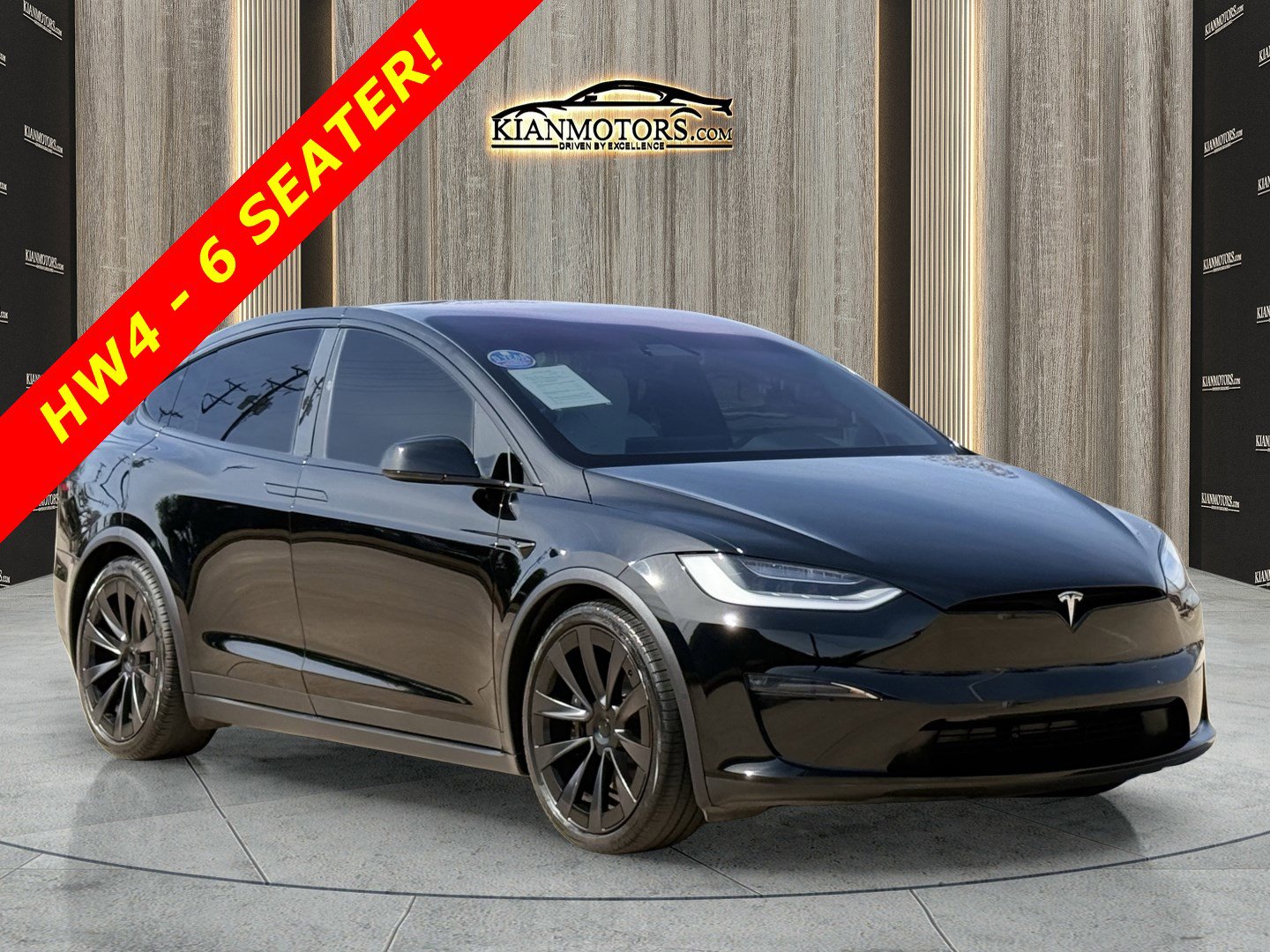 Used 2023 Tesla Model X image 1