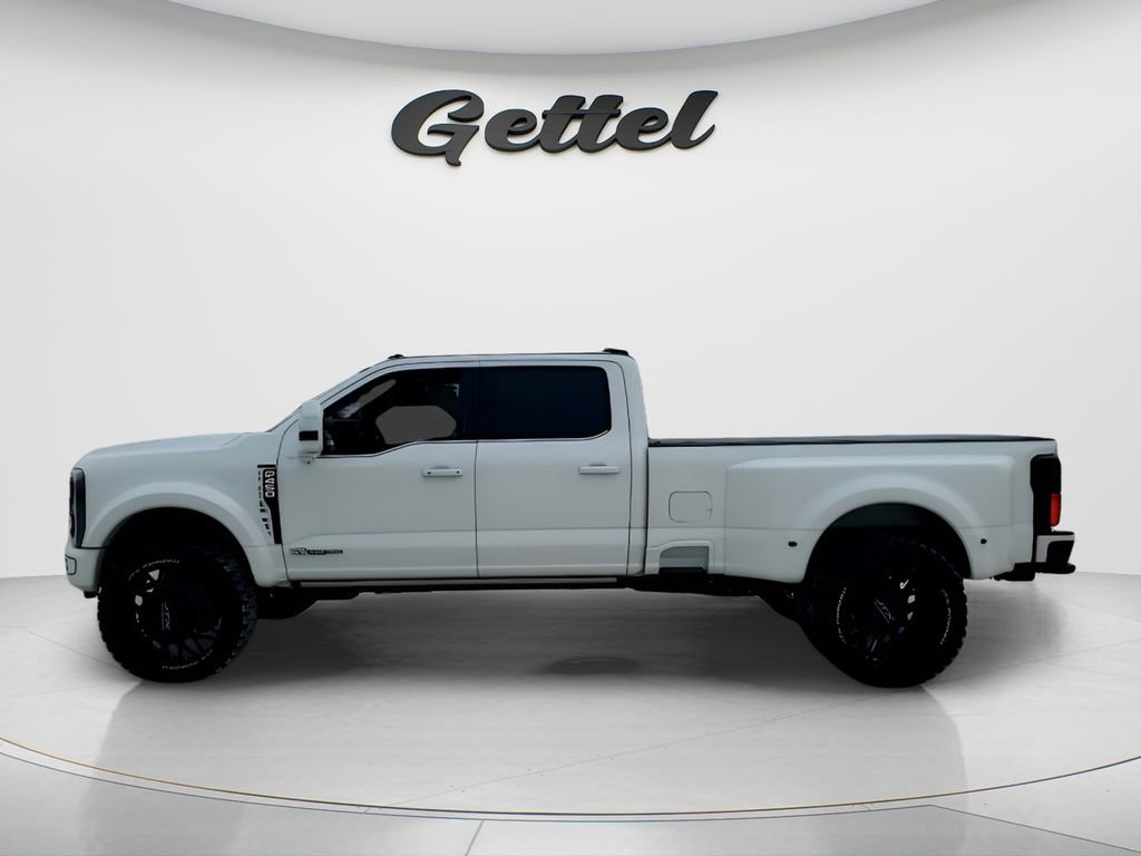 Used 2023 Ford F450 Platinum w/ FX4 Off-Road Package image 9