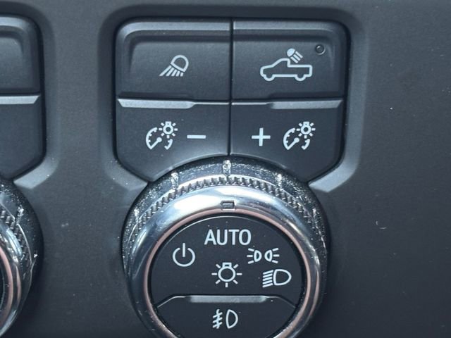 Used 2023 GMC Sierra 1500 AT4 w/ AT4 Premium Package AWD/4WD image 33