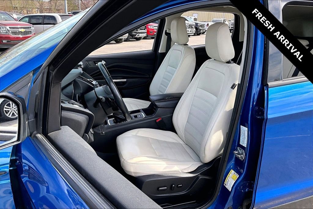 Used 2018 Ford Escape SEL w/ SEL Sport Appearance Package image 20