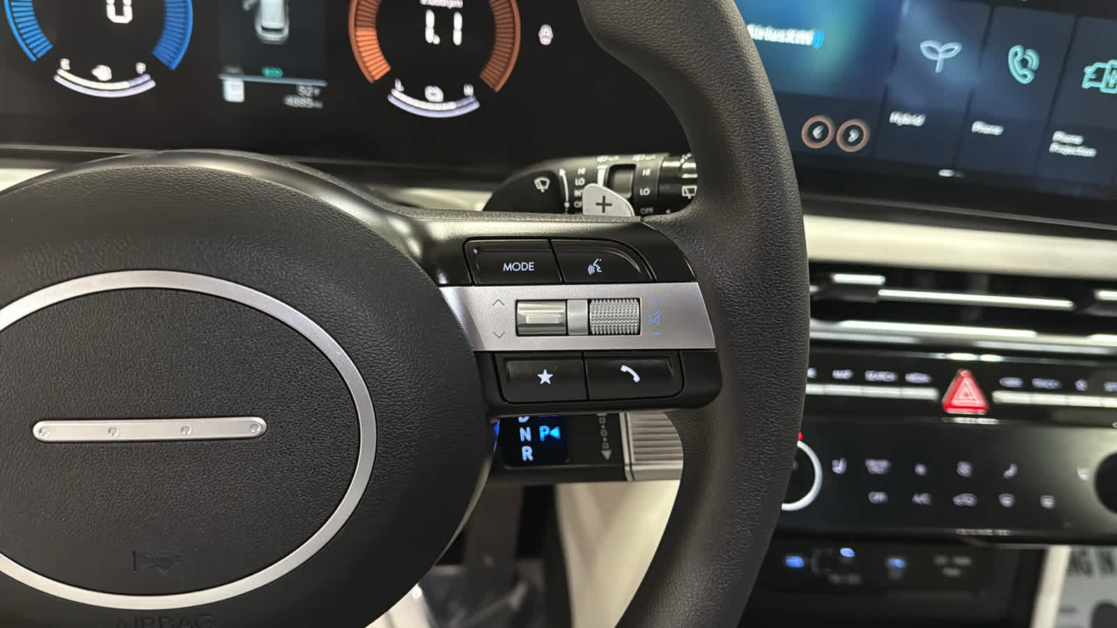 Used 2025 Hyundai Tucson Blue image 16