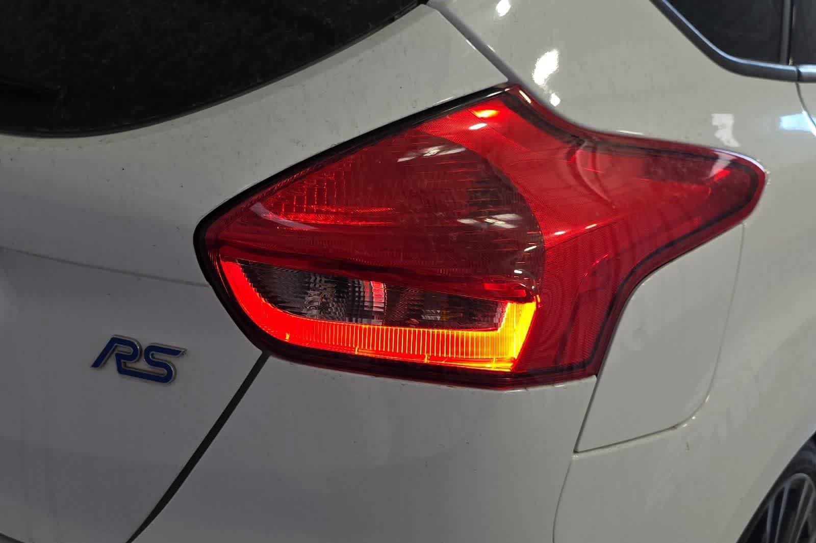 Used 2017 Ford Focus RS AWD/4WD image 13
