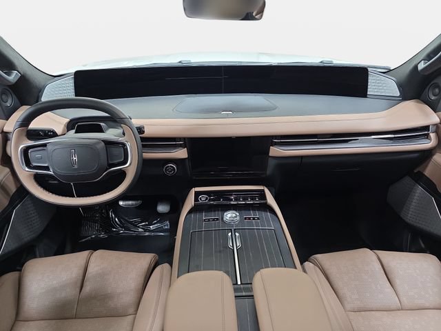 New 2027 Lincoln Navigator Black Label AWD/4WD image 9