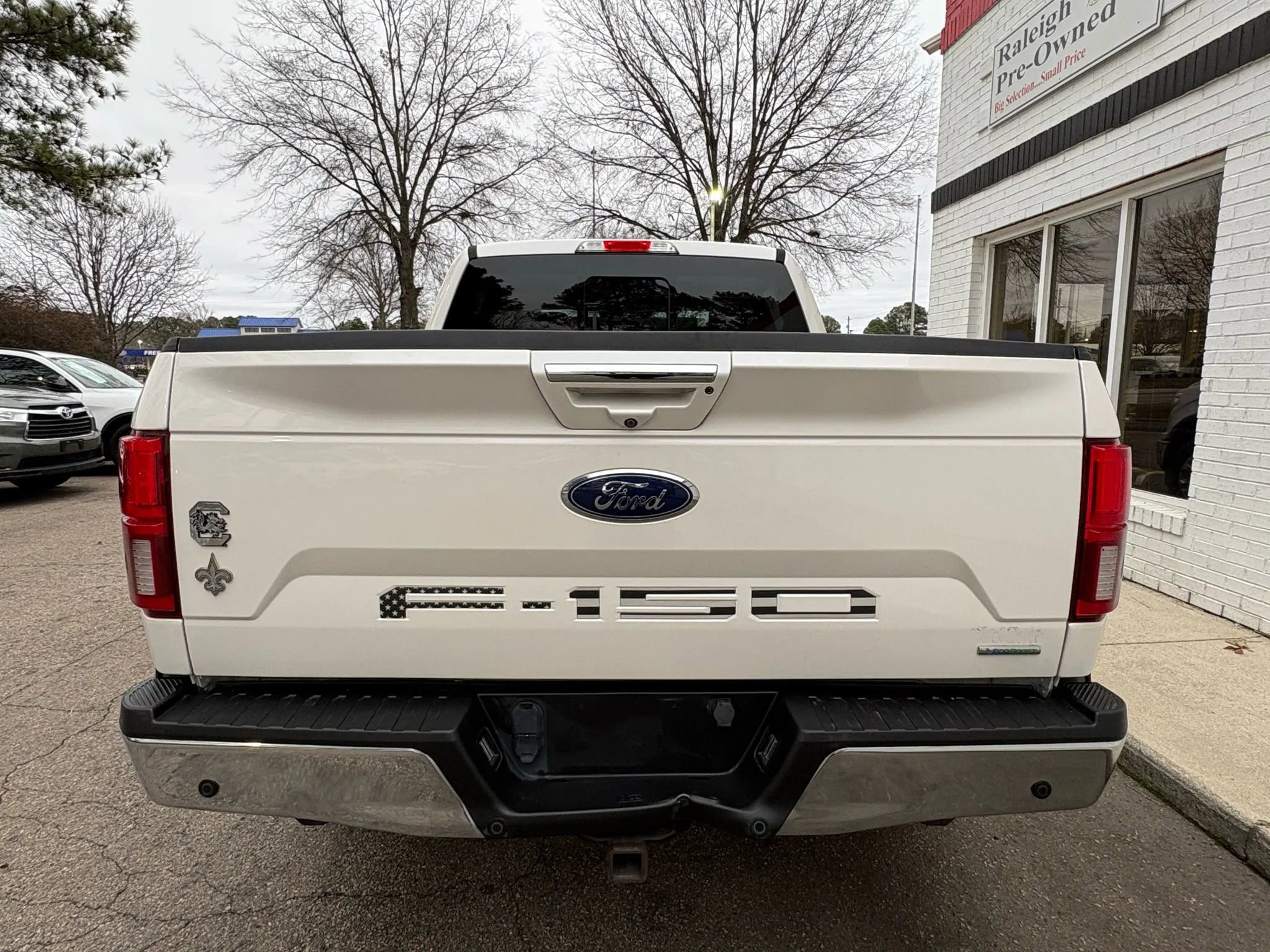 Used 2018 Ford F150 Lariat w/ Equipment Group 502A Luxury image 7