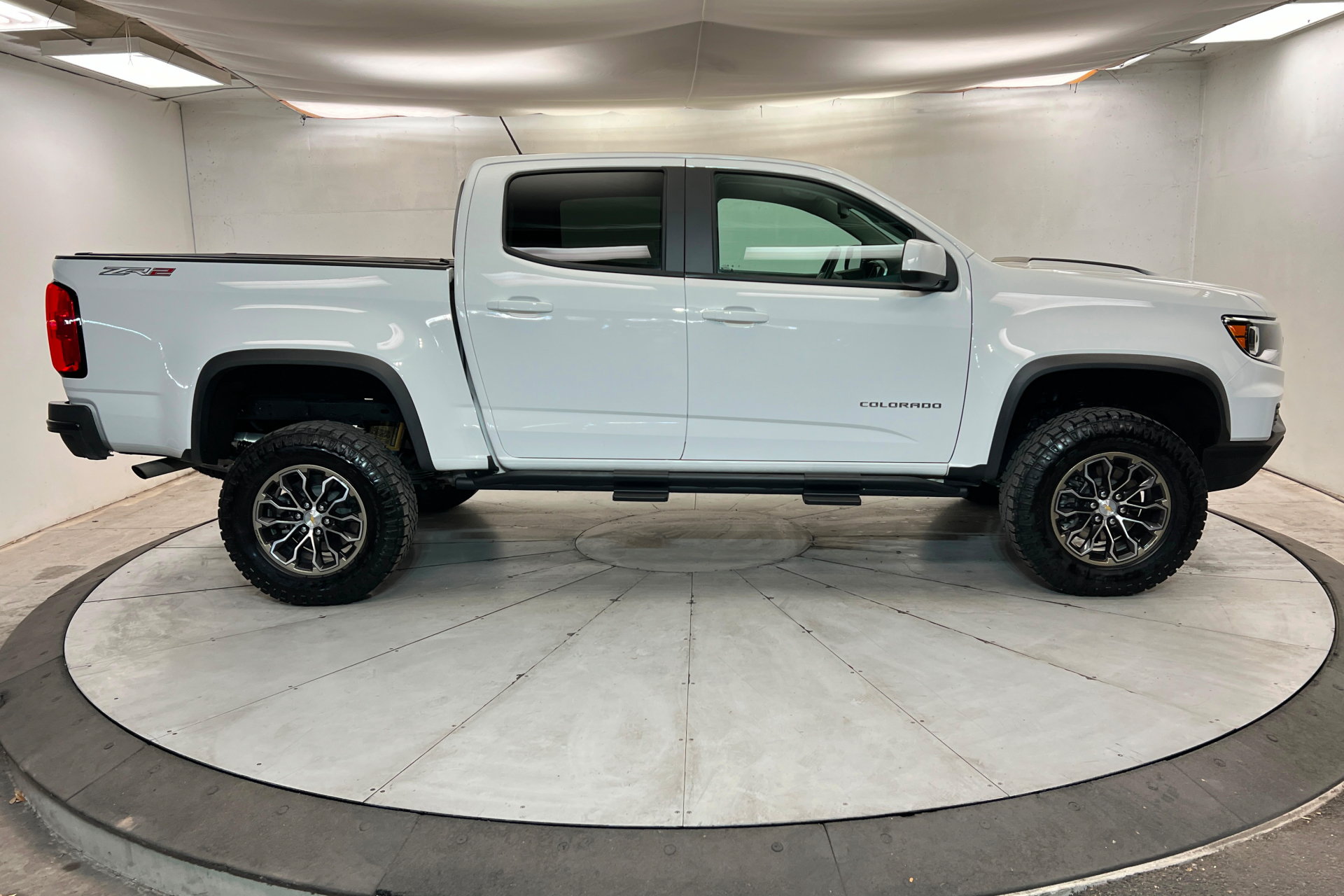 Used 2021 Chevrolet Colorado ZR2 AWD/4WD image 6