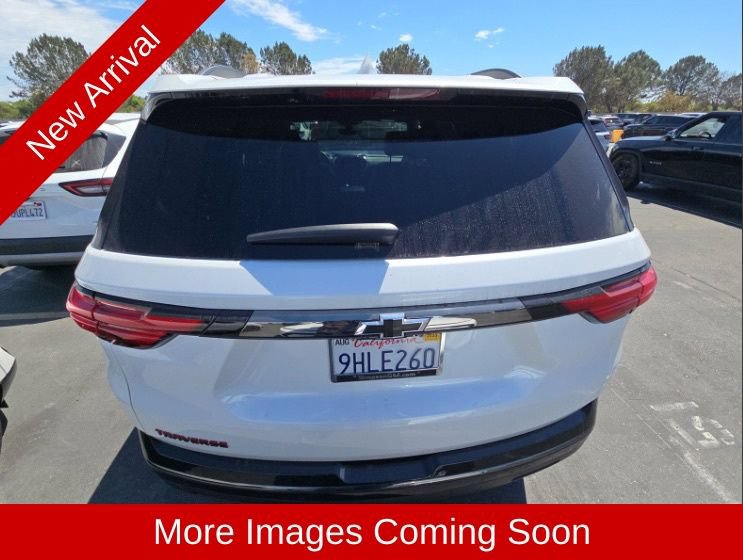 Used 2023 Chevrolet Traverse Premier w/ Redline Edition FWD image 4