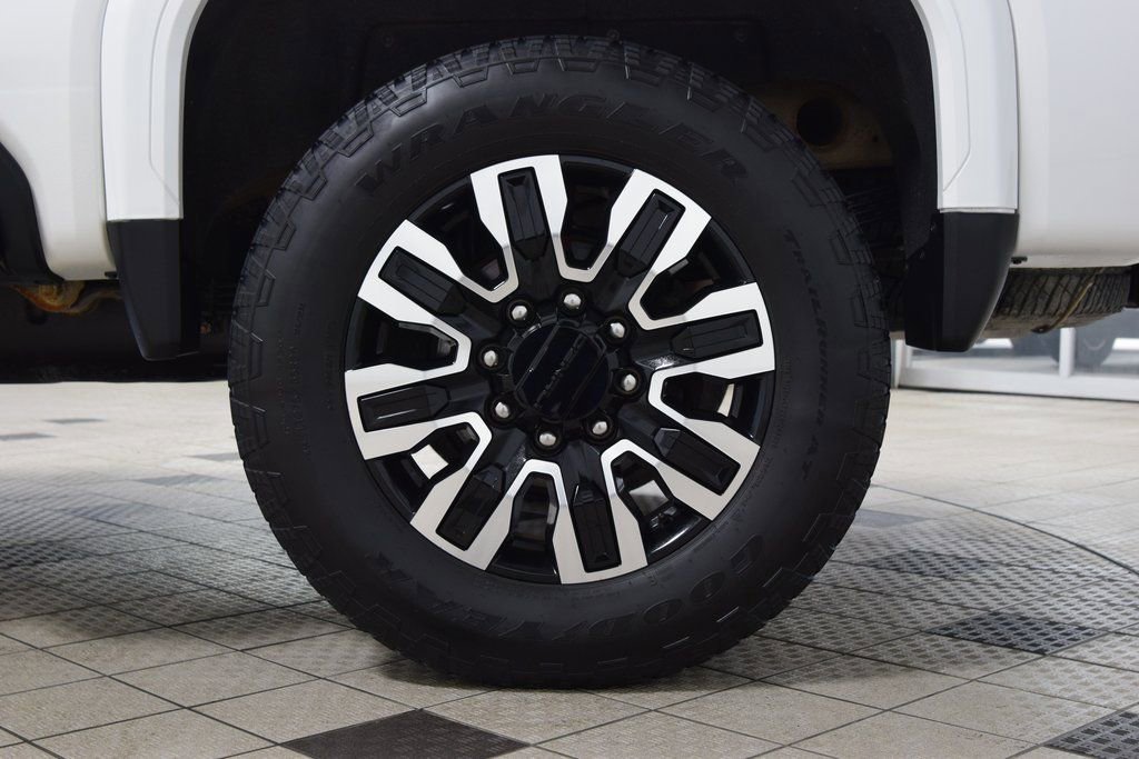 Used 2024 GMC Sierra 2500 Denali Ultimate image 30