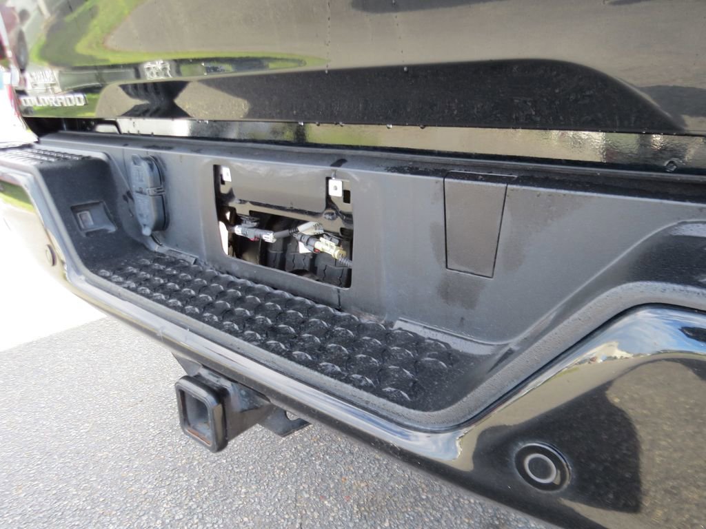 Certified 2023 Chevrolet Colorado ZR2 w/ ZR2 Convenience Package III image 16