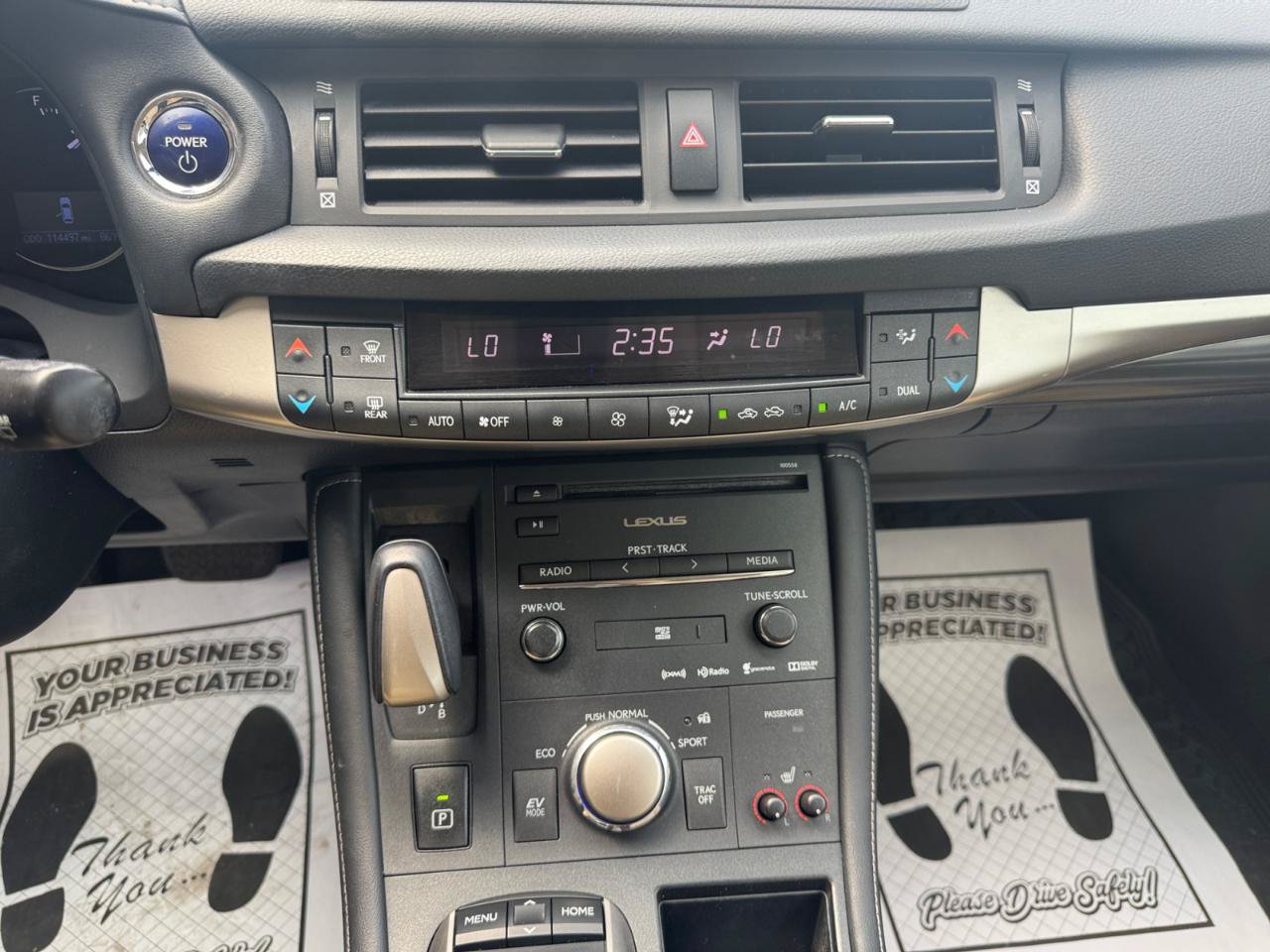 Used 2015 Lexus CT 200h w/ Navigation Package FWD image 12