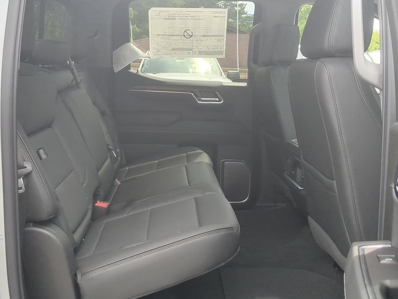 New 2026 GMC Sierra 1500 Denali w/ Denali Reserve Package AWD/4WD image 28