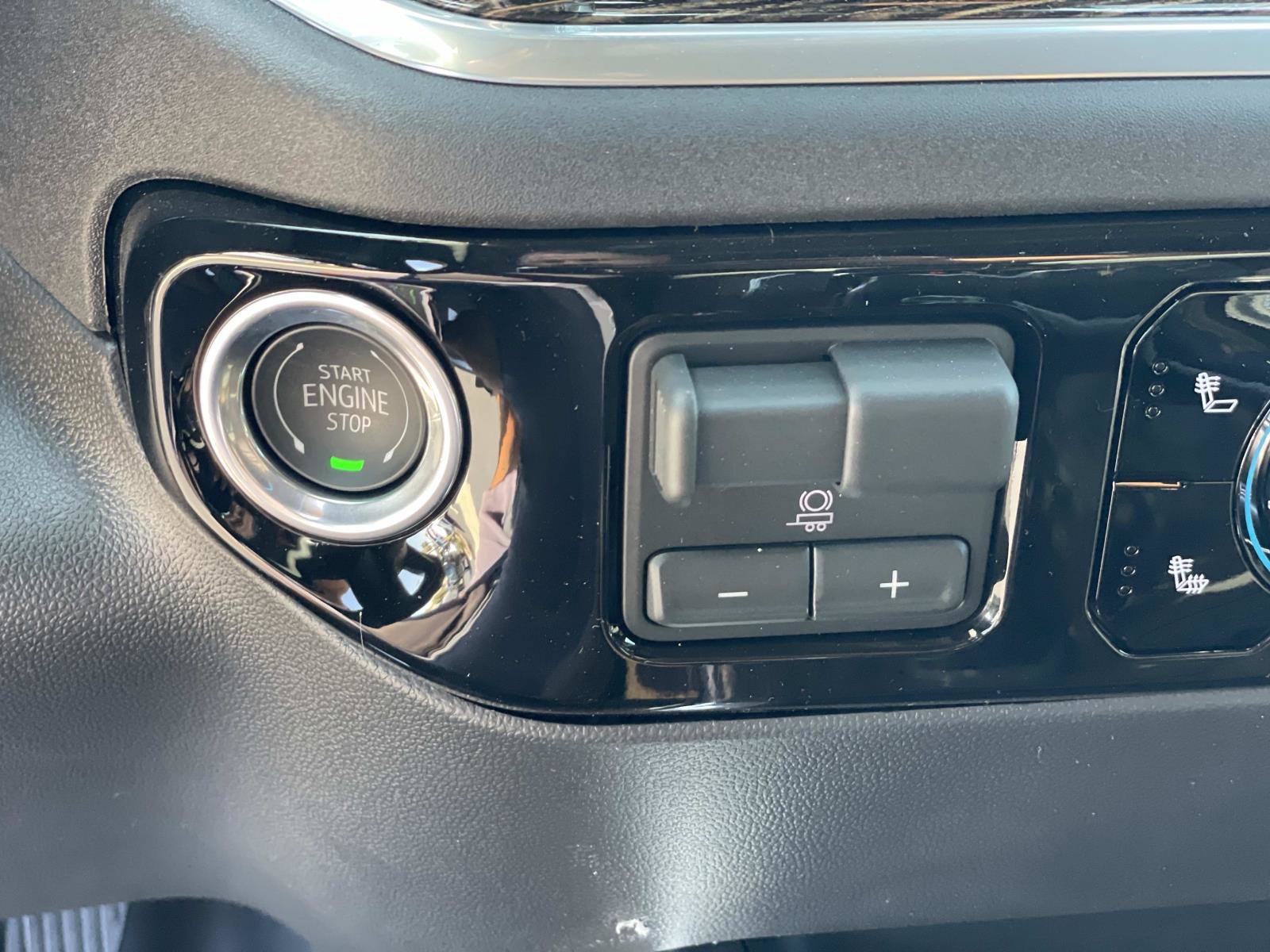 New 2026 GMC Sierra 1500 Elevation w/ Elevation Premium Package AWD/4WD image 19