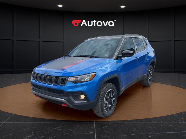 Used 2026 Jeep Compass Trailhawk AWD/4WD image 1