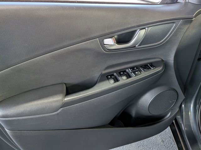 Used 2020 Hyundai Kona Limited image 8