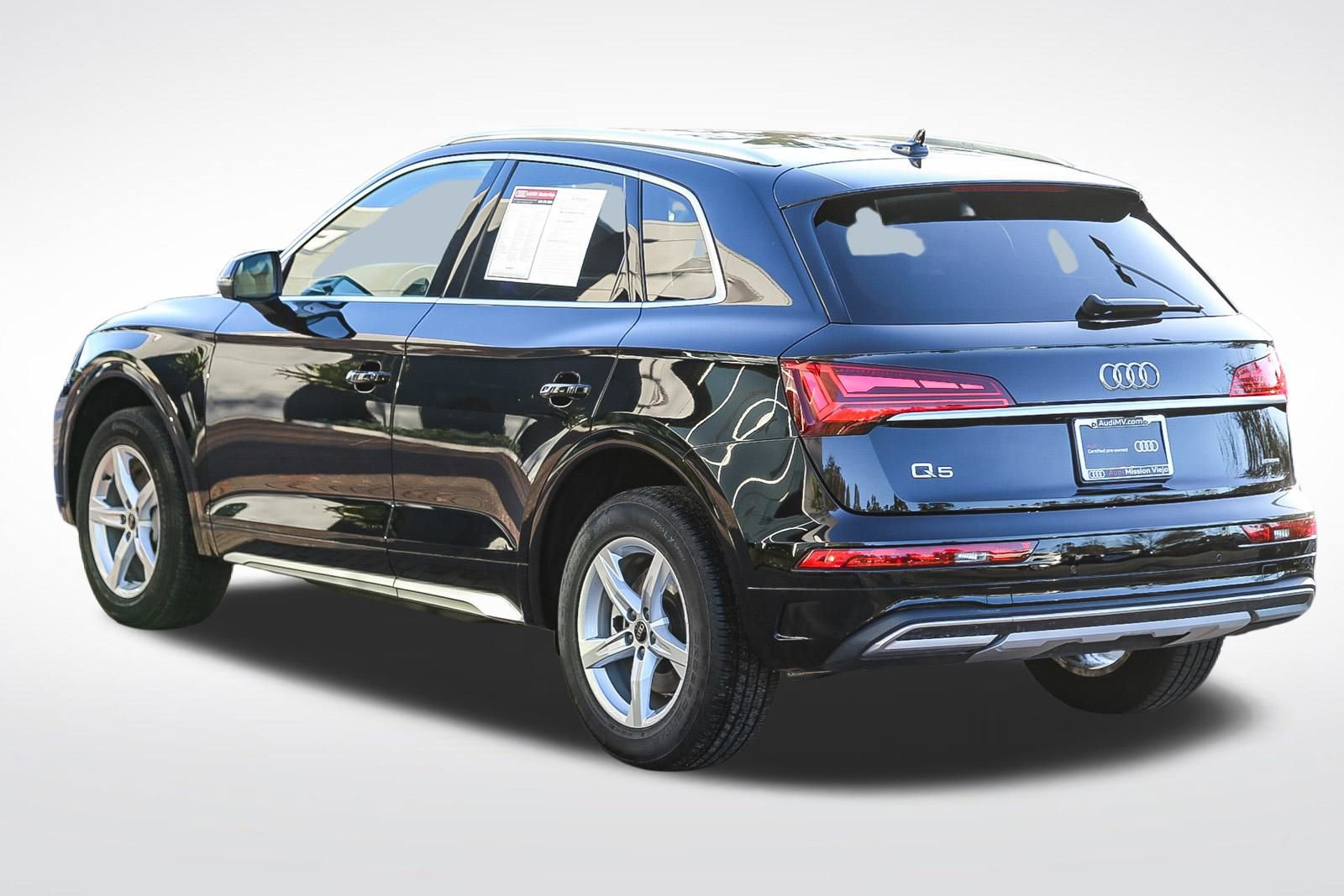 Certified 2023 Audi Q5 2.0T Premium w/ Convenience Package image 7