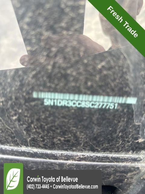 Used 2025 Nissan Pathfinder SL image 15