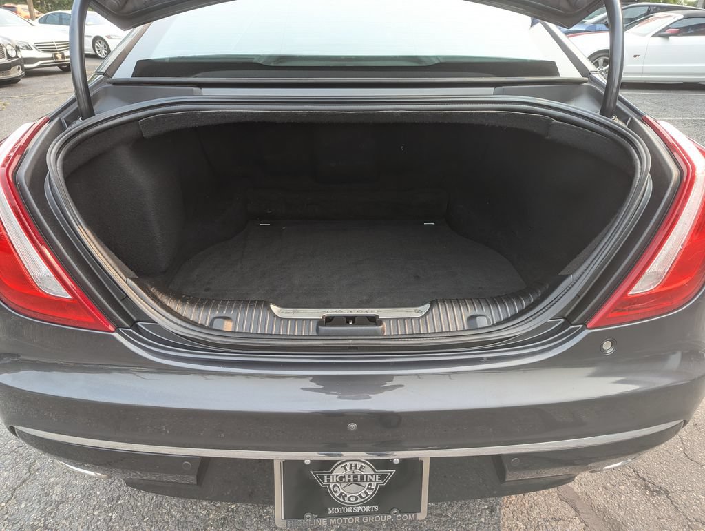 Used 2017 Jaguar XJ L Supercharged RWD image 59