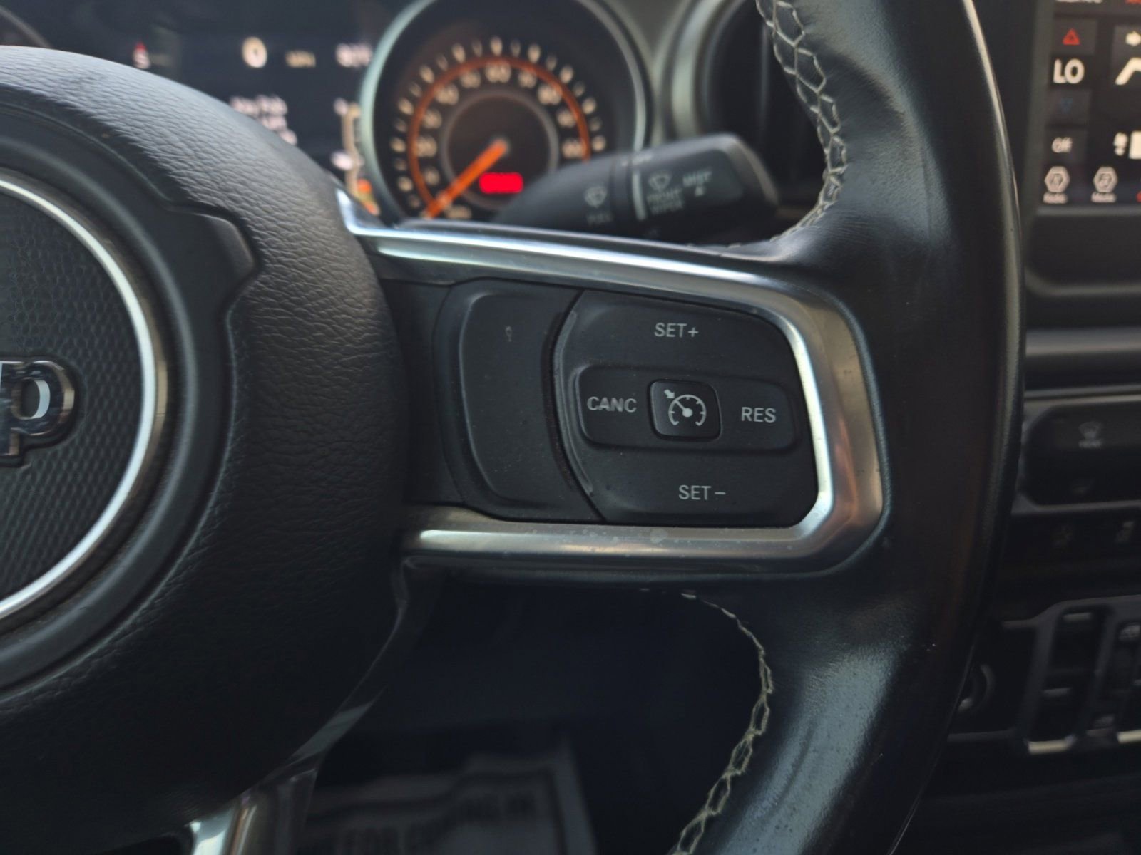 Used 2020 Jeep Gladiator Sport w/ Quick Order Package 23S AWD/4WD image 16