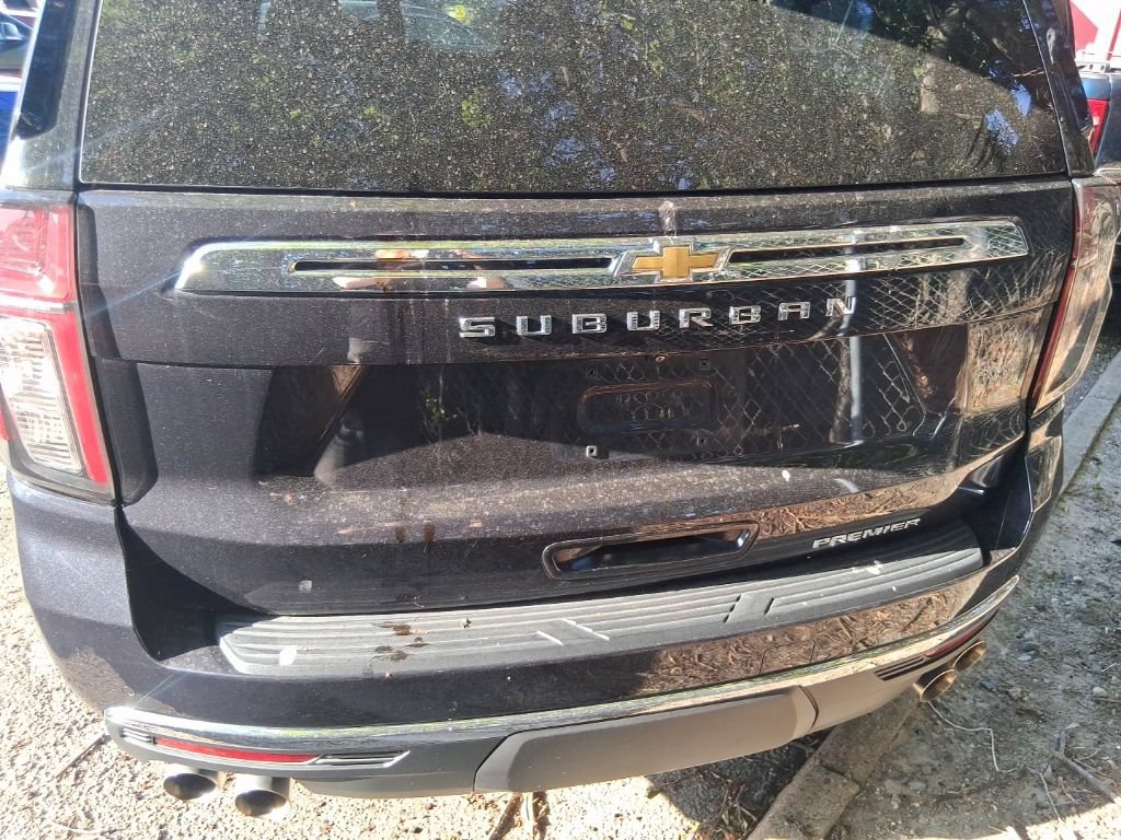 Used 2022 Chevrolet Suburban Premier AWD/4WD image 8