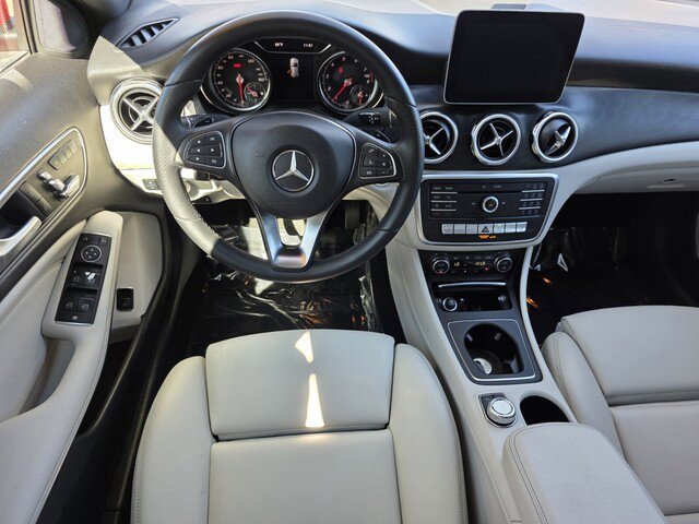 Used 2020 Mercedes-Benz GLA 250 image 12