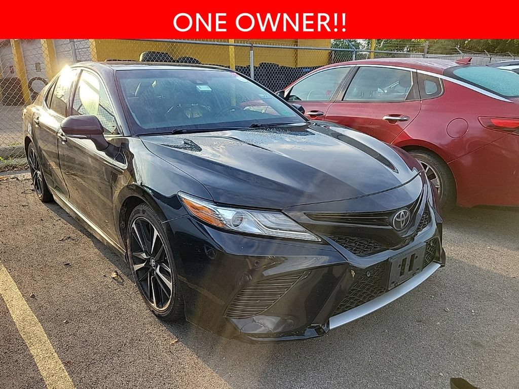 Used 2018 Toyota Camry XSE w/ Driver Assist Package FWD image 3