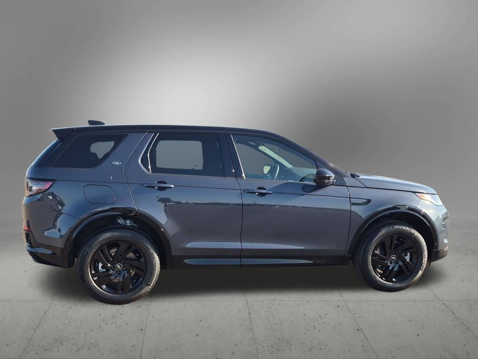 New 2026 Land Rover Discovery Sport Landmark AWD/4WD image 7