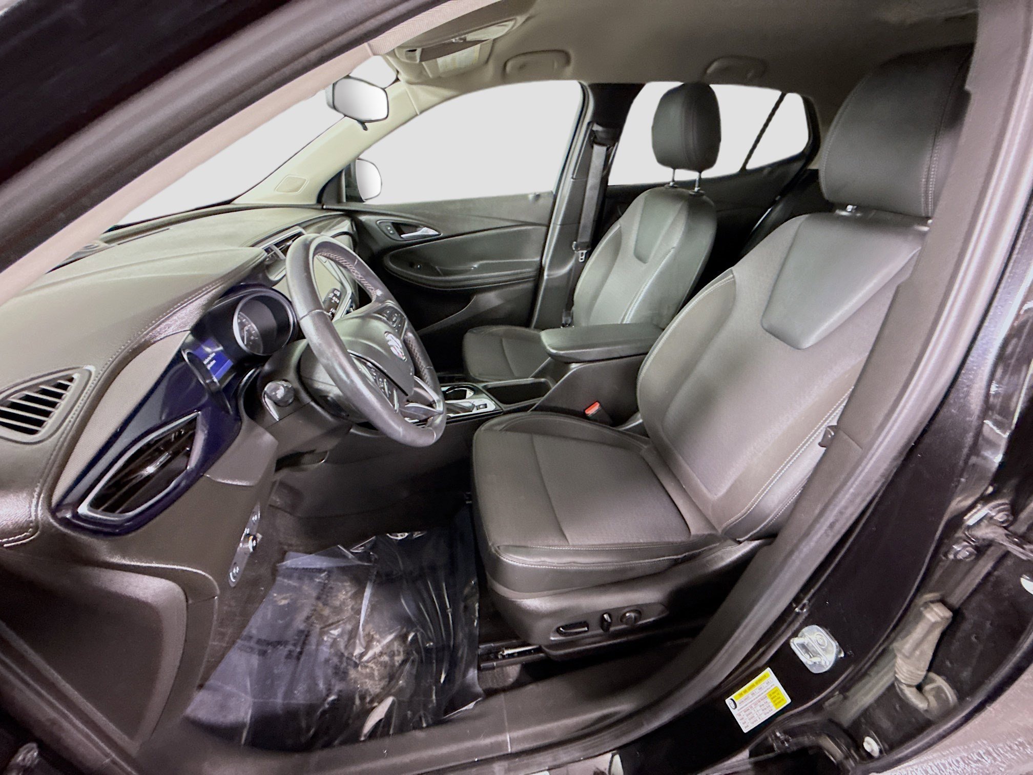 Used 2020 Buick Encore GX Preferred w/ Cold Weather Comfort Package image 22