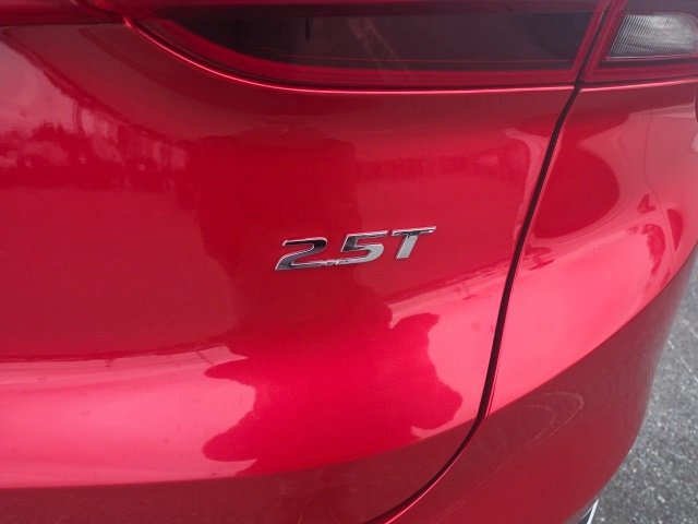 Used 2023 Hyundai Santa Fe Limited w/ Cargo Package image 4