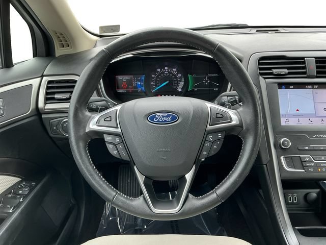 Certified 2019 Ford Fusion SE w/ Equipment Group 151A FWD image 13