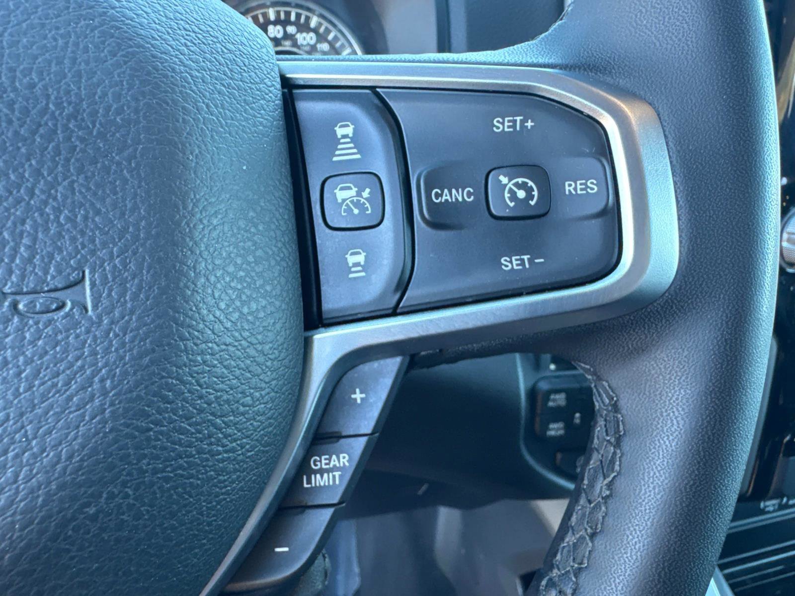 Certified 2025 RAM 1500 Big Horn image 32