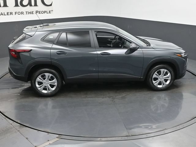 New 2026 Chevrolet Trax LS FWD image 17