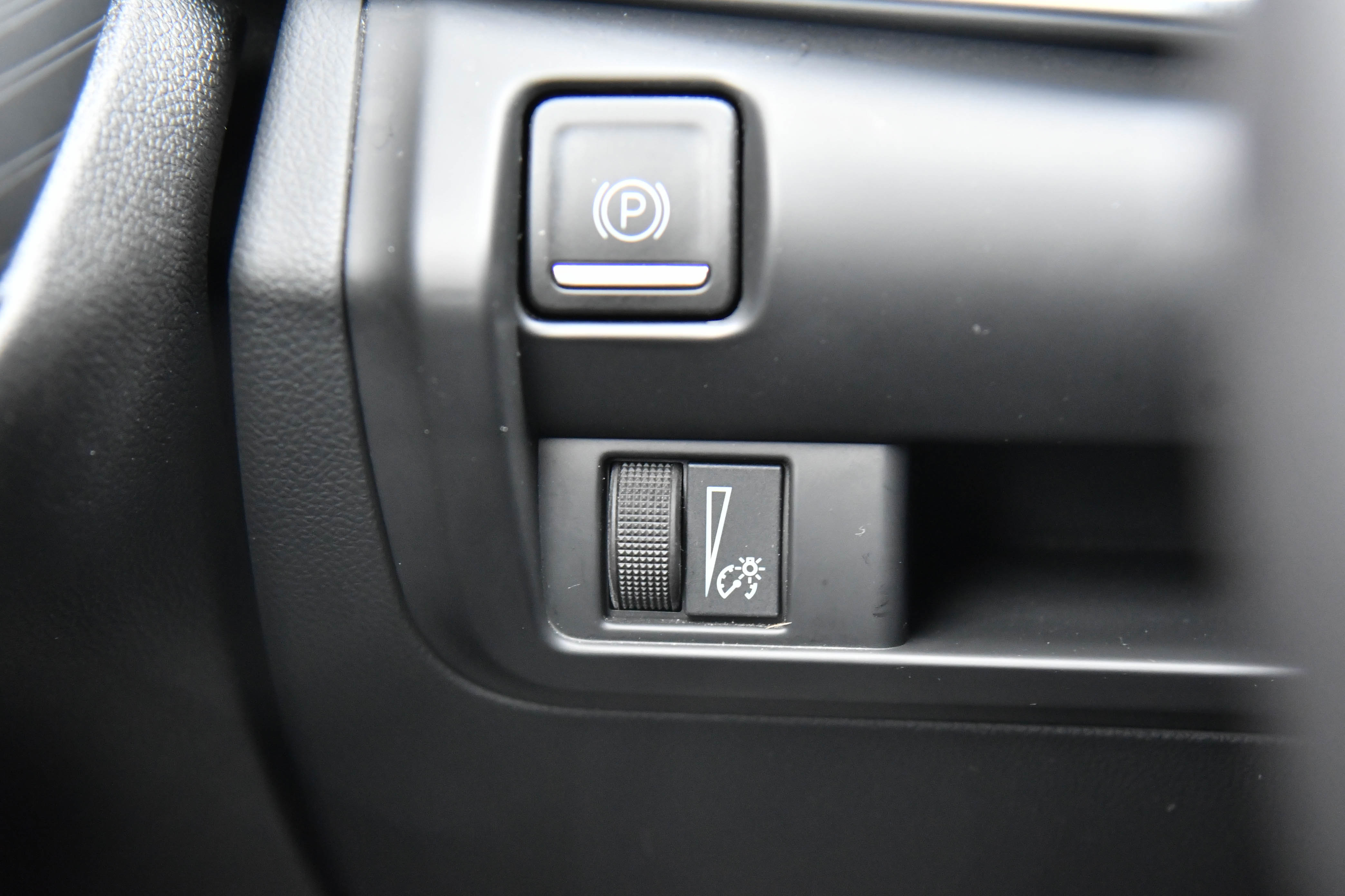 Used 2024 Cadillac CT4 Premium Luxury w/ Climate Package image 31