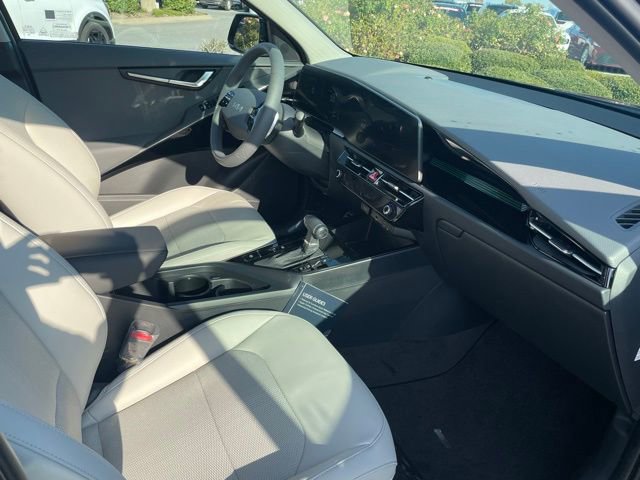 New 2025 Kia Niro EX Touring image 27
