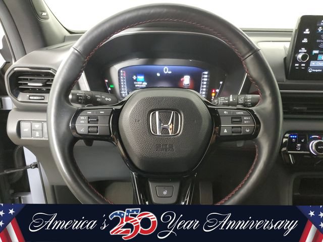 Used 2025 Honda Pilot Black Edition image 26