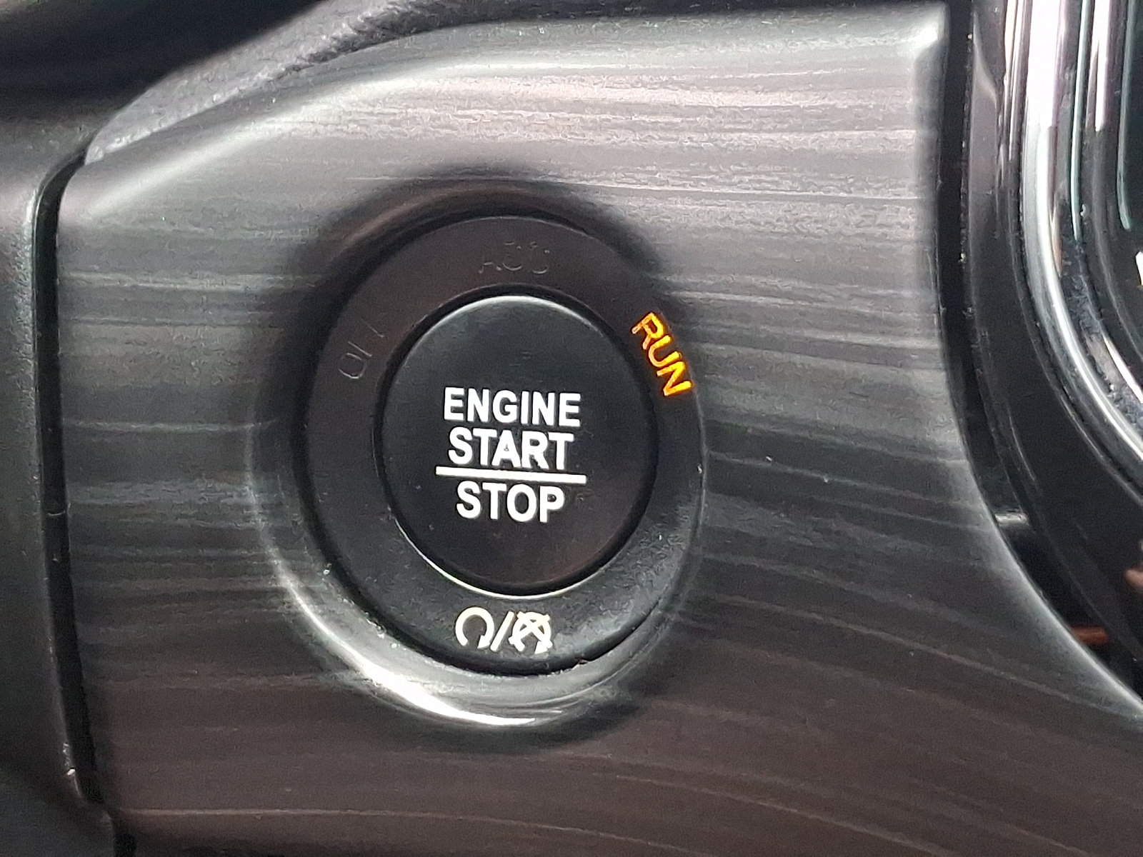 Used 2021 Jeep Grand Cherokee Laredo X AWD/4WD image 22