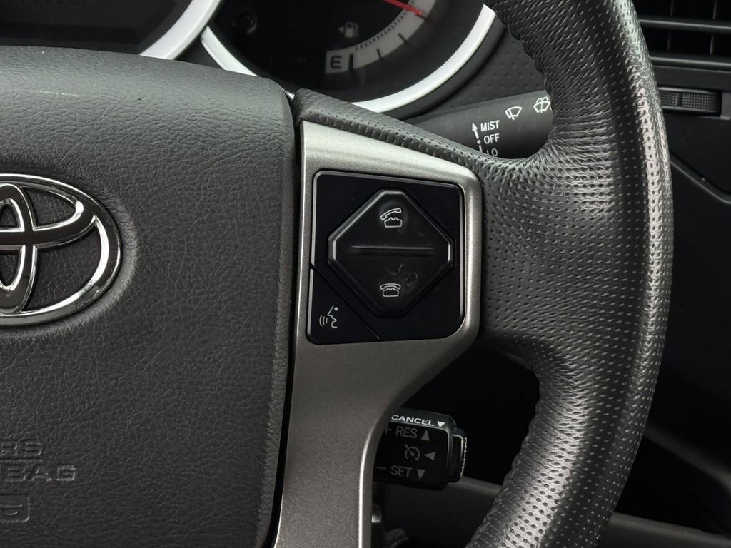 Used 2014 Toyota Tacoma PreRunner w/ Convenience Package RWD image 15